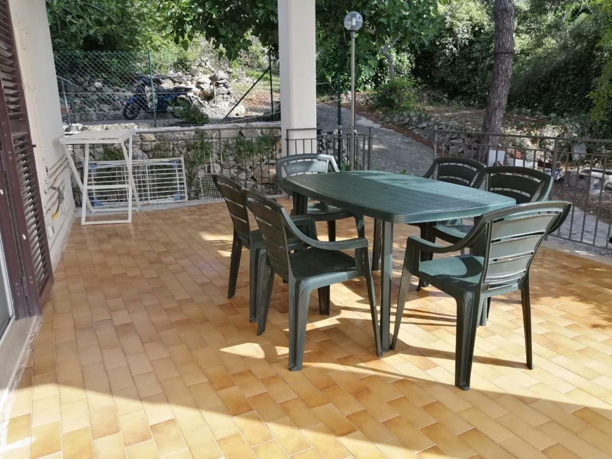 Apartamento Numeri Primi Gaeta Exterior foto